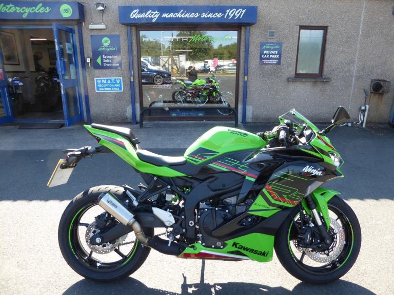 Kawasaki ZX4 RR - 2024 - 3,942 Miles at Penrith Motorcycles 