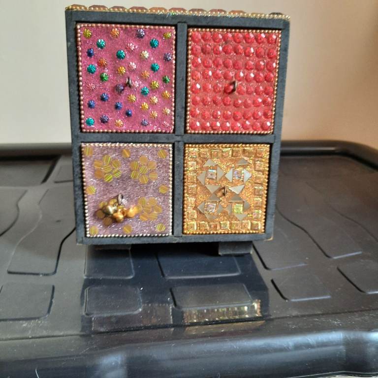 decorated jewellery box 