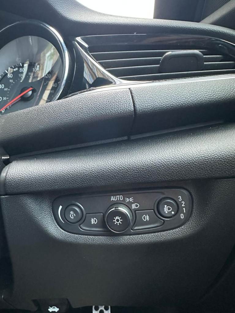 Vauxhall Insignia 1.5T SRi VX-Line Nav 5dr