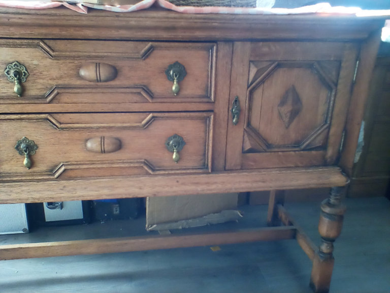 1920 s arts and crafts oak sideboard dresser beautiful craftmanship.