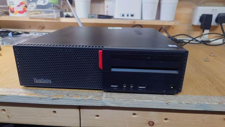 LENOVO THINKCENTRE M900 CORE  i 5  DESKTOP  PC 
