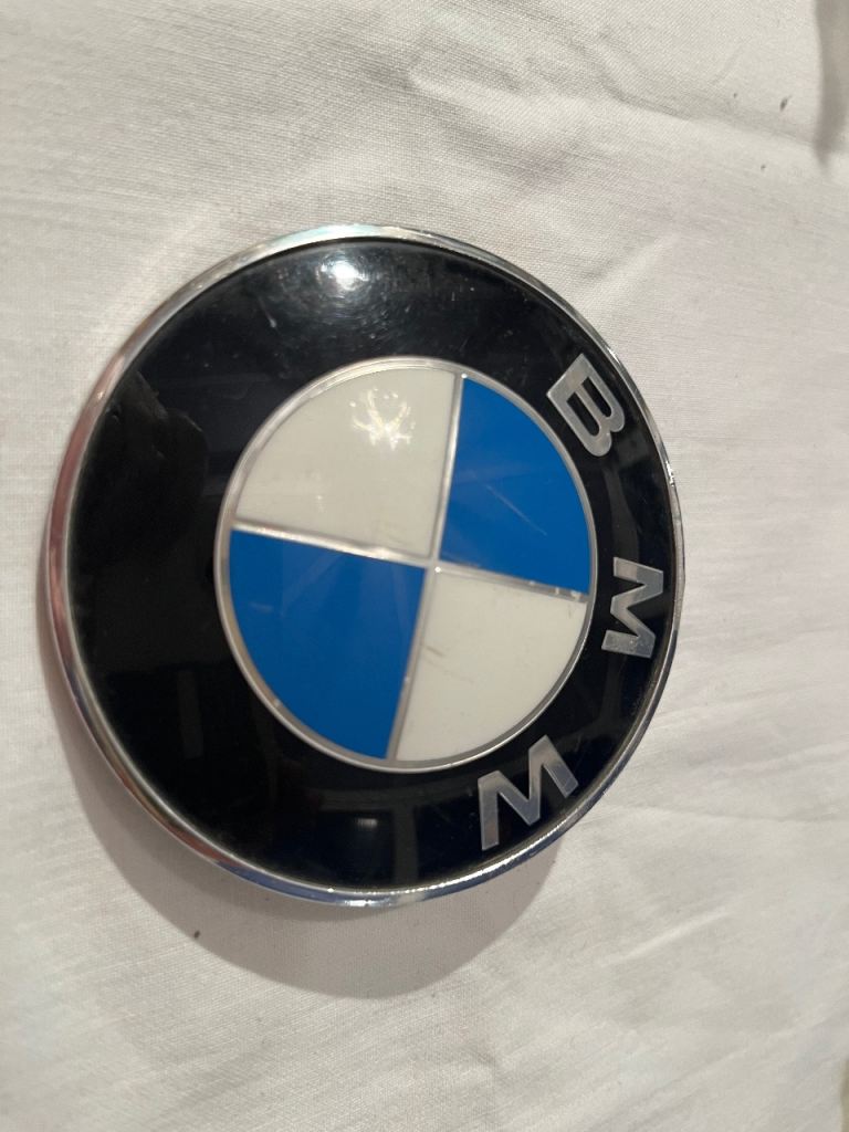 BMW CAR BADGE 82mm used good 