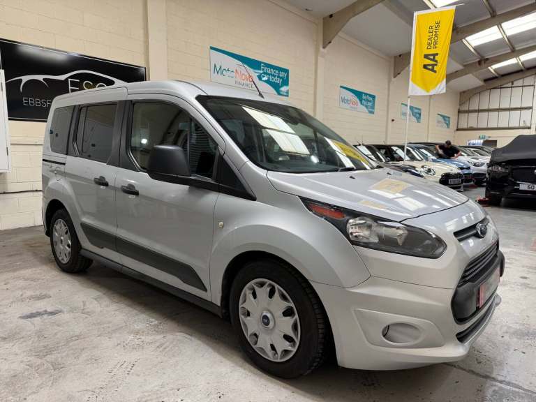 2017 Ford Tourneo Connect 1.5 TDCi Zetec 5dr *10000 MILES* MPV Diesel Manual