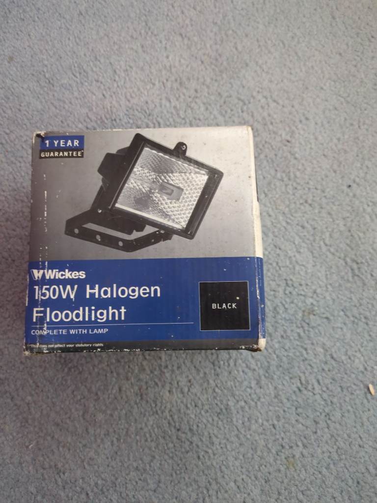 150w Halogen flood light, garden