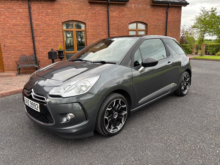 Citroen, DS3, Hatchback, 2015, Manual, 1560 (cc), 3 doors