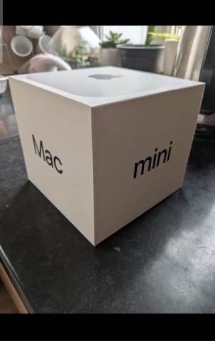 Apple Mac mini m4 256gb-16gb | in Willesden, London | Gumtree