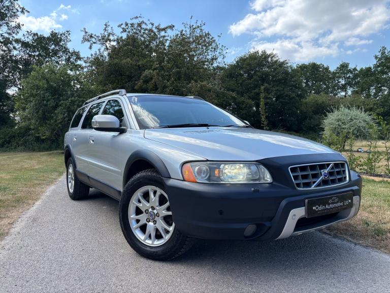 2007 Volvo XC70 2.4 D5 SE Lux Estate 5dr Diesel Geartronic AWD (224 g/km  182
