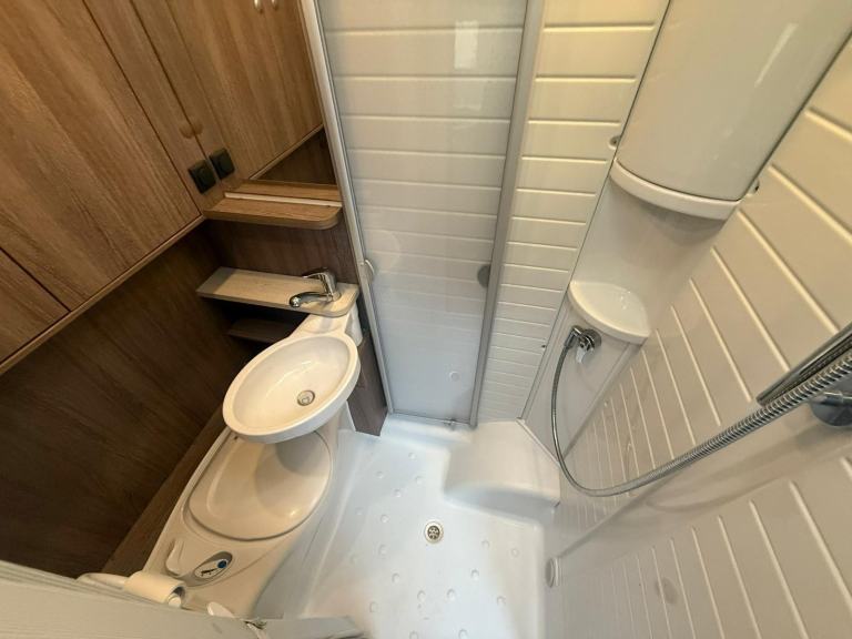 2015 Fiat DUCATO BURSTNER IXEO IT 586 4 BERTH AUTOMATIC MOTORHOME UNDER 6M