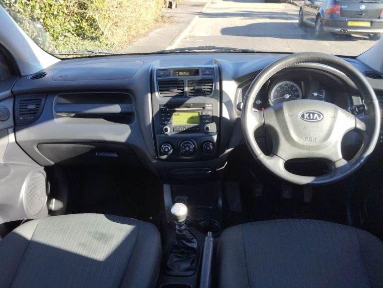 Kia Sportage 2.0crdi Very low mileage