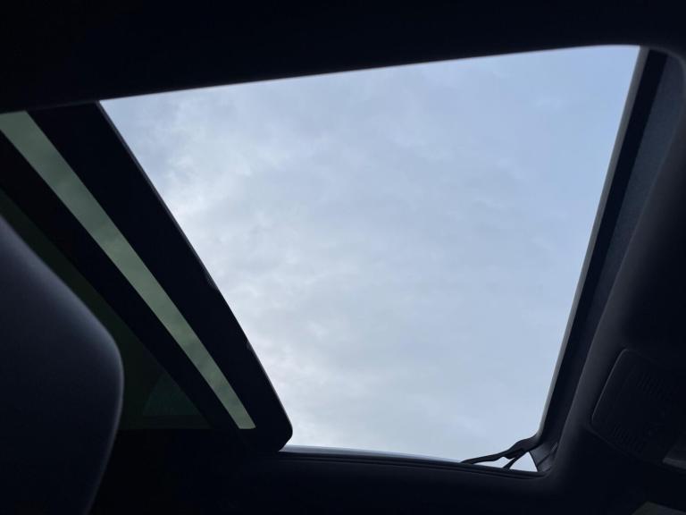 2016 Volkswagen Touareg 3.0 TDI V6 BlueMotion Tech R-Line Tiptronic 4WD Euro 6 (s/s) 5dr ESTATE D...