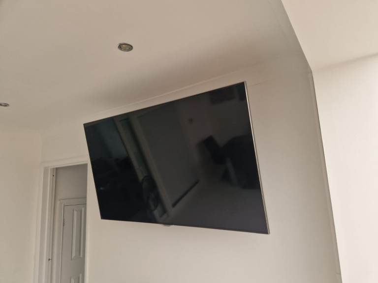 Samsung 55-inch Smart 3D LED TV (UE55F6500SB) - Good Condition