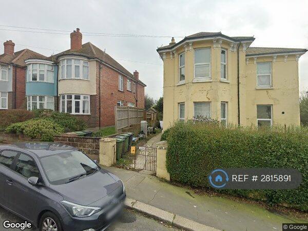 2 bedroom flat in Ashburnham Road, Hastings, TN35 (2 bed) (#2815891)