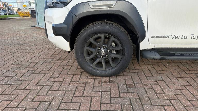 2025 Toyota Hilux Diesel Invincible X D/Cab Pick Up 2.8 Hybrid 48V Auto Double Cab Pick-up Diesel...