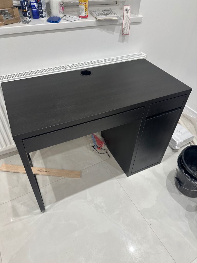 IKEA MICKE Office Desk, White 105 x 50 cm