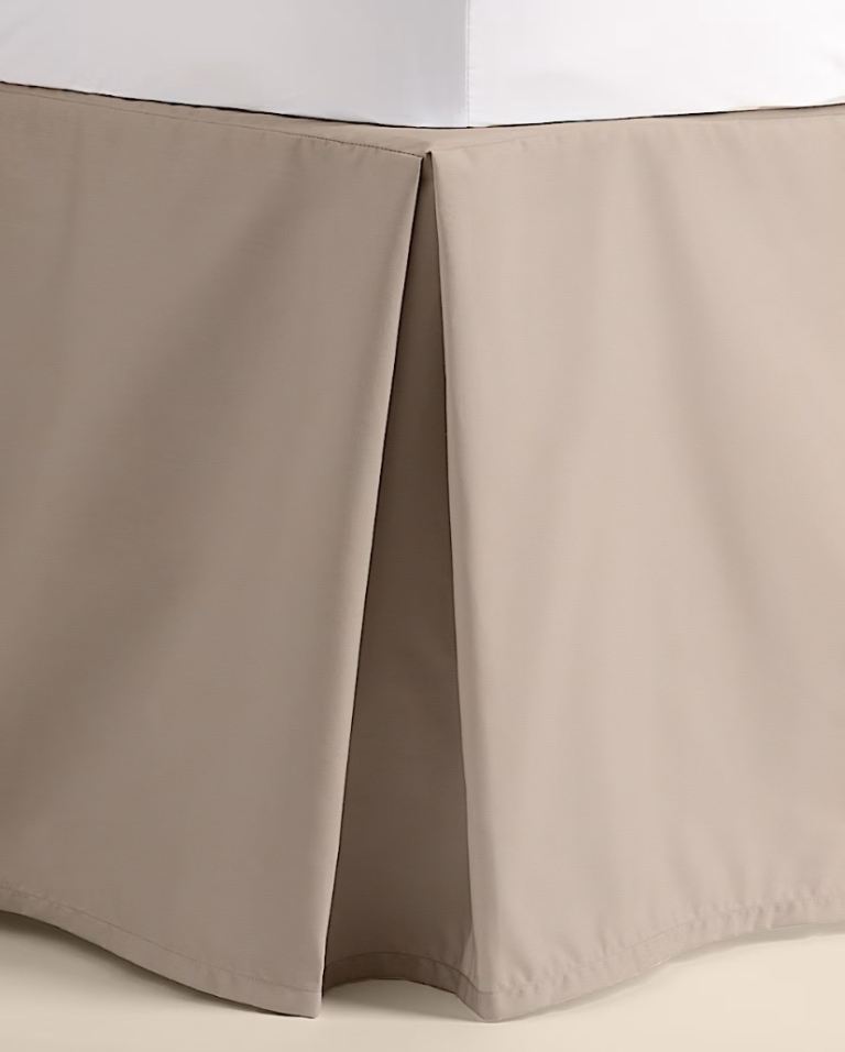M&S Egyptian Cotton 230 Thread Count Crisp Valance