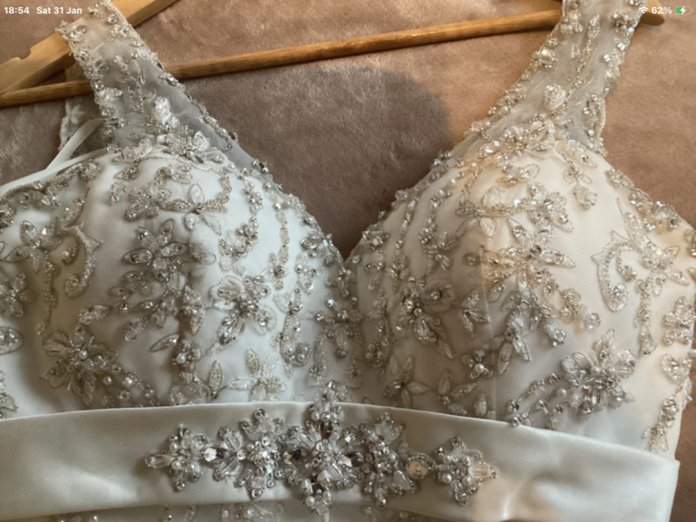 Mori Lee UK size 12 stunning wedding dress, sparky, off white/ ivory