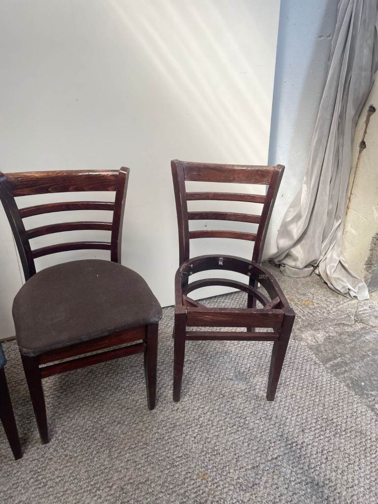 4 Wooden Chairs