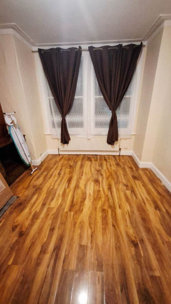 Newly refurbished, cosy, double room available to rent in a friendly flat share in North London.  