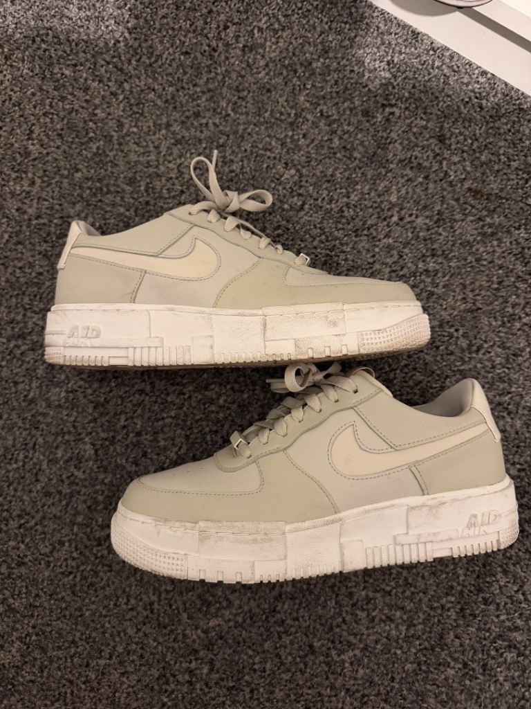 Nike Air Force 1 Pixel Trainers – Beige, Fair Condition