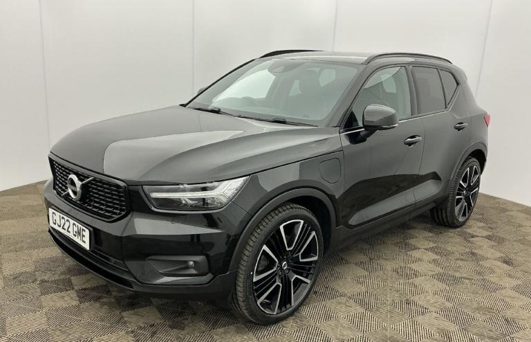 TOP SPEC 2022 22 VOLVO XC40 1.5 PETROL HYBRID - R DESIGN PRO - AUTO - 1 OWNER -
