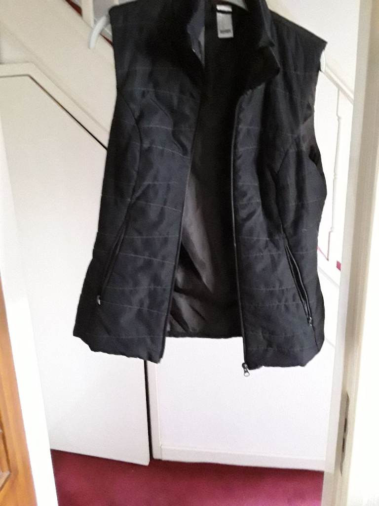 Body warmer size 1o 