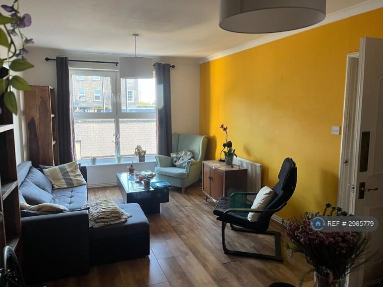 1 bedroom in London Terrace, London, E2 (#2985779)