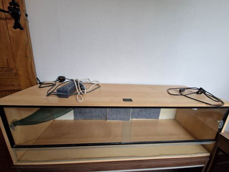 Large vivarium 