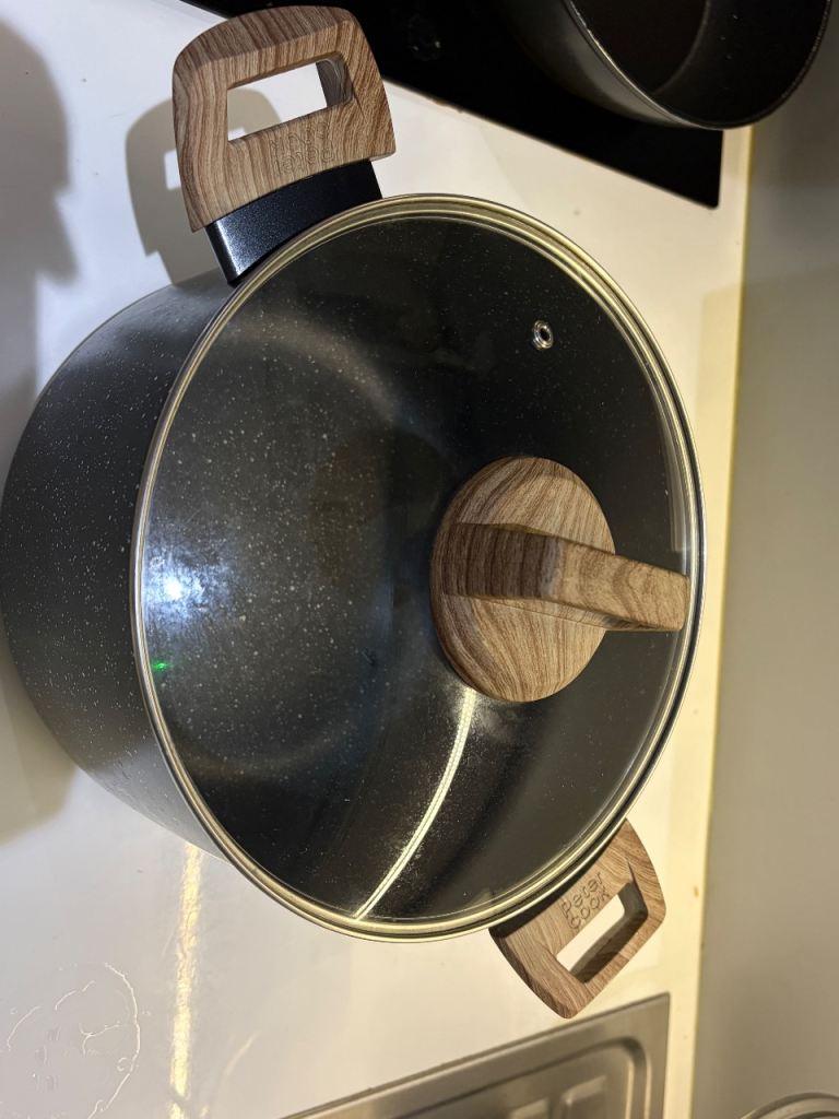 Peter Cook 24cm Non-Stick Pot with Lid – £10