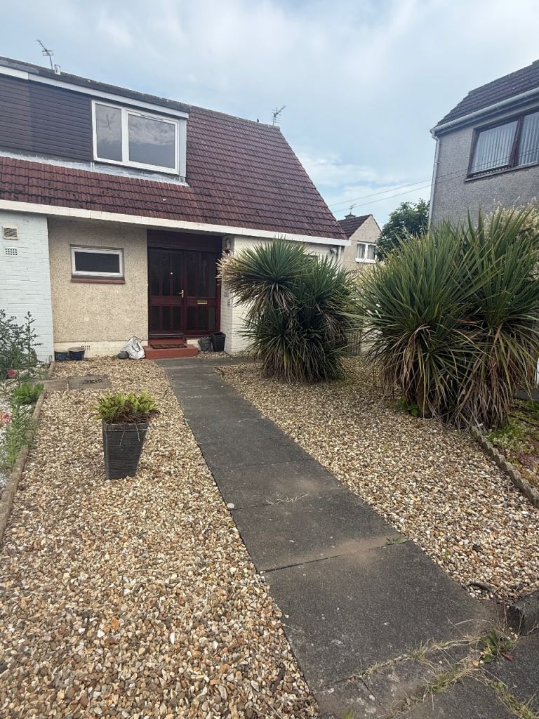 2 bedroom house for rent 