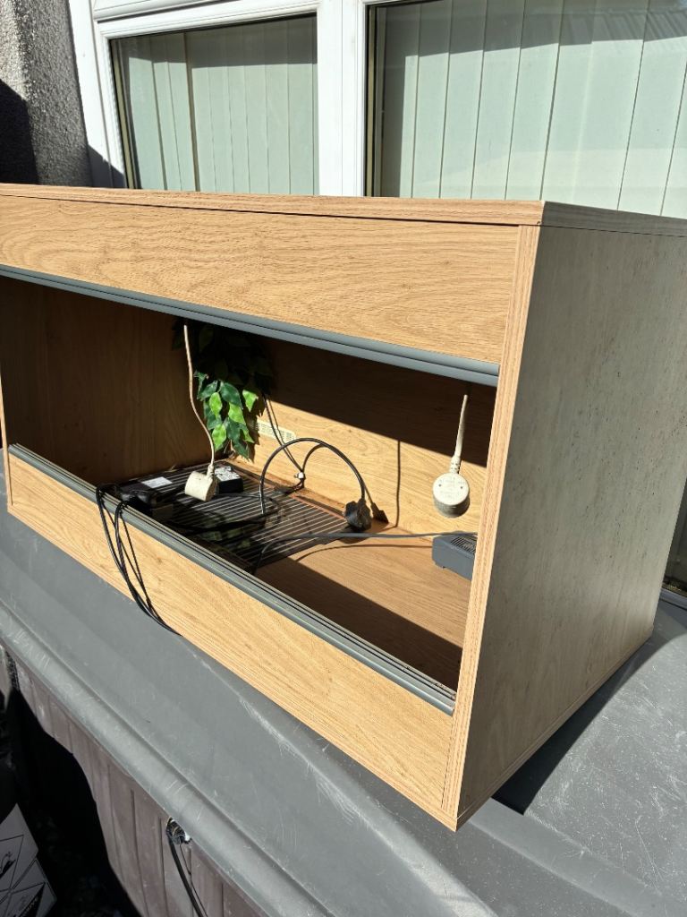 3ft vivexoctic vivarium and accessories 