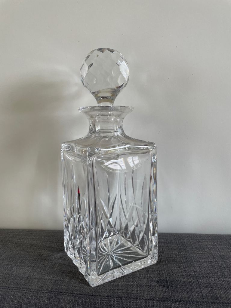 Decanter crystal 