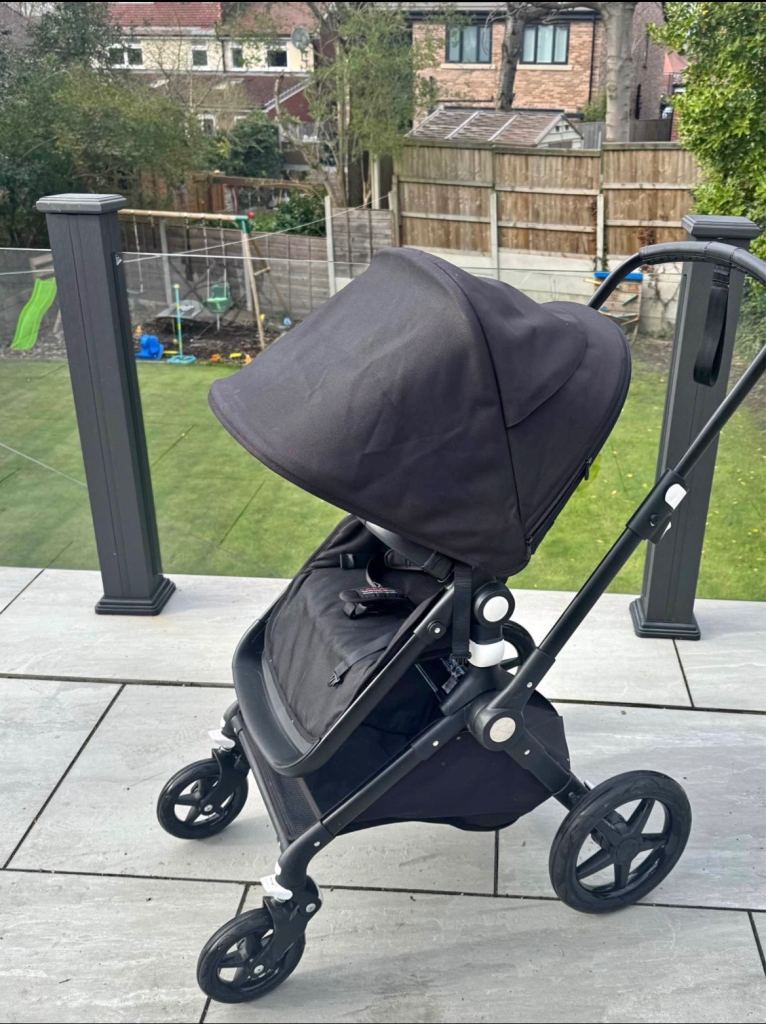 Bugaboo Lynx pram, with carry cot, foot muff and rain cover