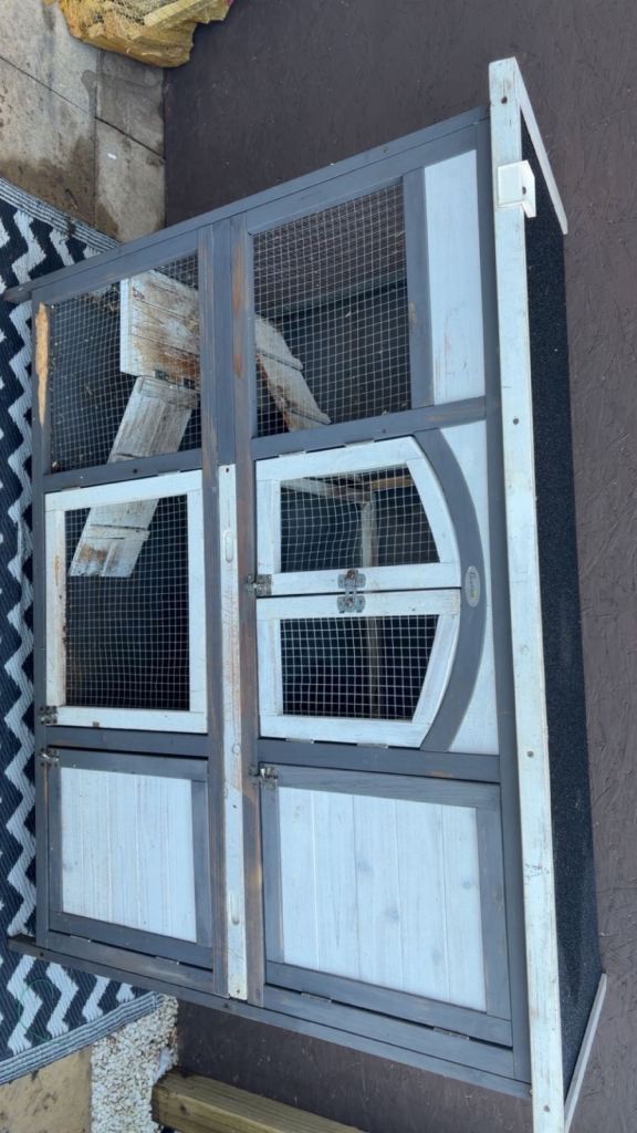 Used rabbit hutch 