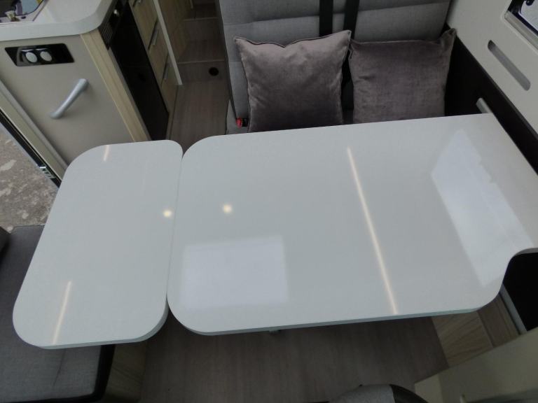 Adria Compact supreme SL DIESEL AUTOMATIC 2025