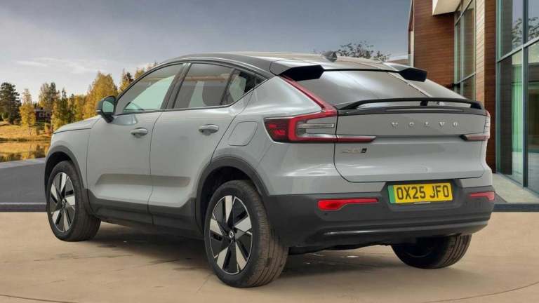 2025 Volvo EC40 Twin Motor 82kWh Plus SUV 5dr Electric Auto AWD (408 ps) ESTATE Electric Automatic