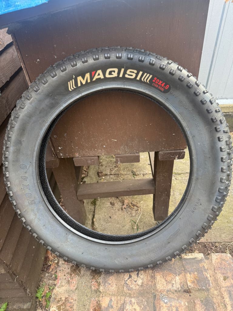 Fat bike Ebike tyre 20x4inch new 