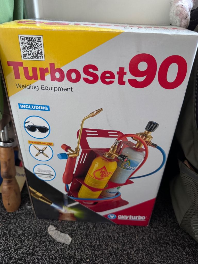 Turbo 90 welder brand new used for about 10 minutes 