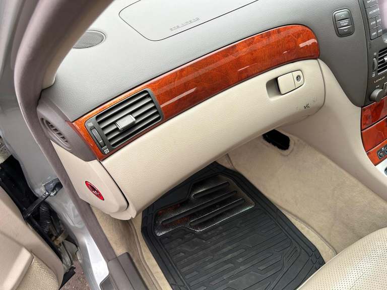 LEXUS LS 4.3 430 2002