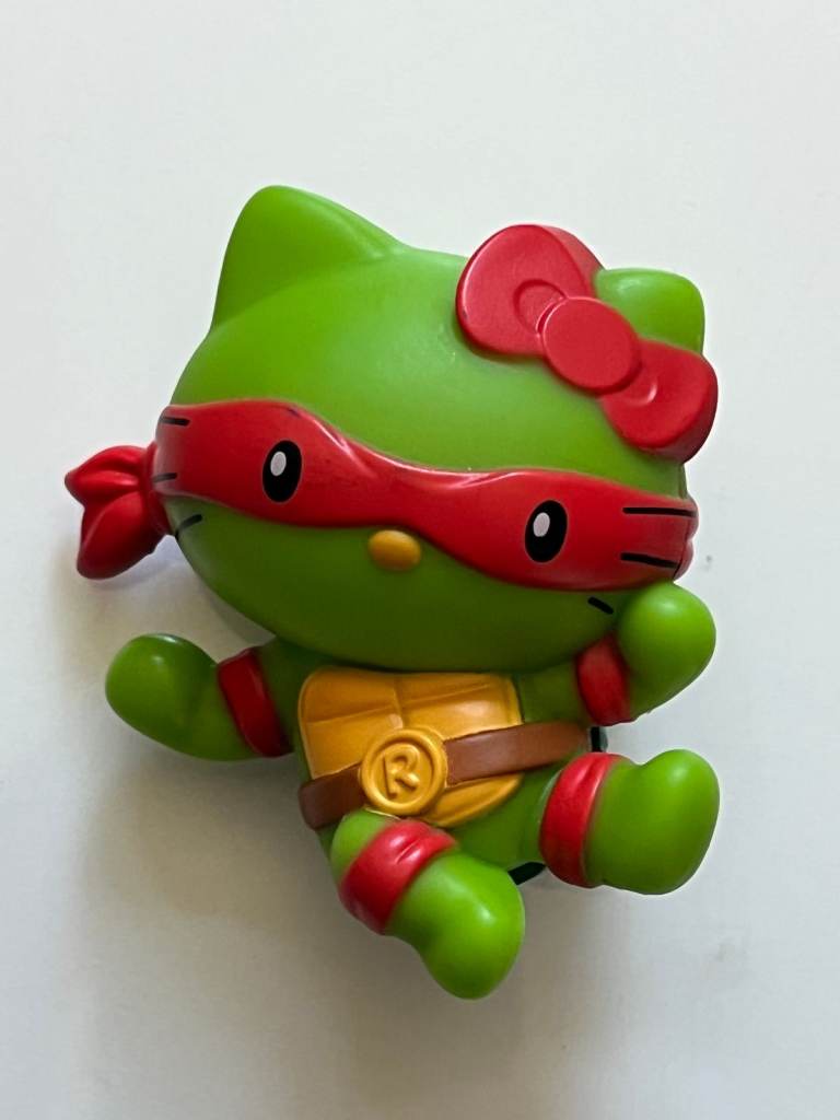HELLO KITTY RAPHAEL MUTANT NINJA TURTLES FIGURE (MCDONALD'S)