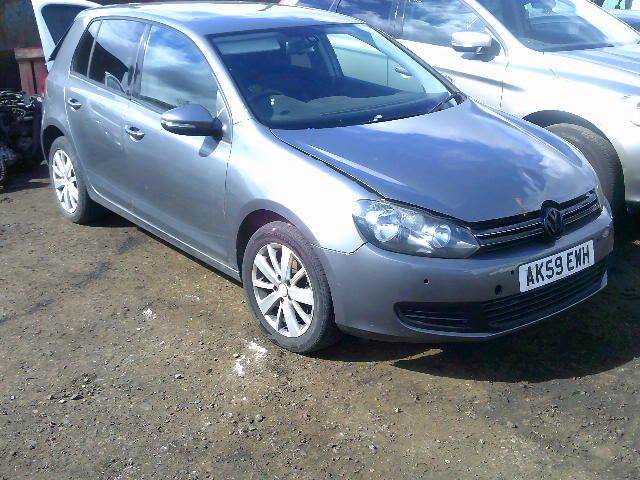 breaking for spares volkswagen golf 2010 2.0 tdi 