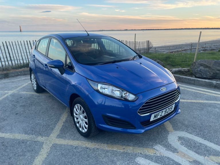 Ford, FIESTA, Hatchback, 2013, Manual, 1241 (cc), 5 drs