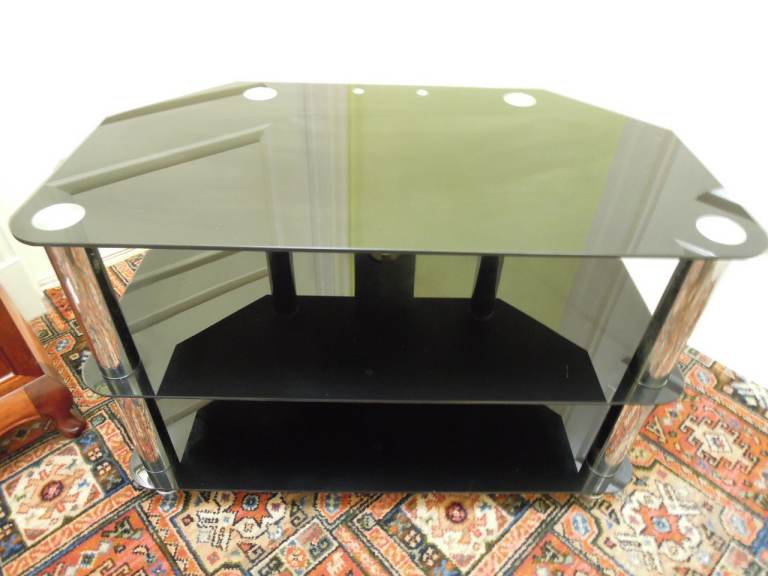 Toughened Glass TV/HiFi/Video Stand