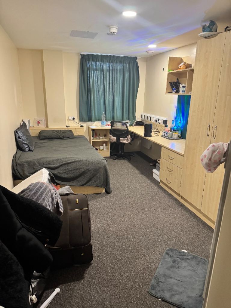 En-suite double room