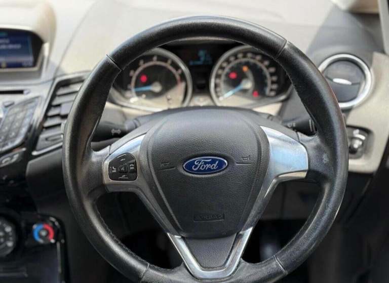 2016 Ford Fiesta 1.25 82 Zetec 3dr HATCHBACK PETROL Manual