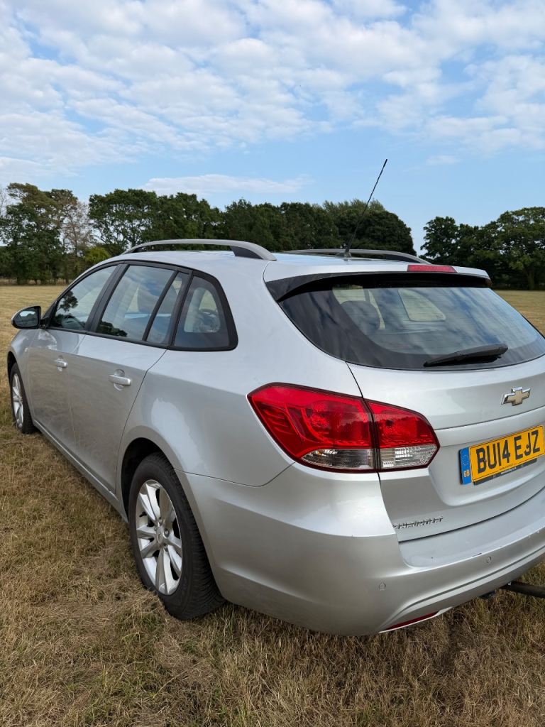 2014 Chevrolet CRUZE, Manual estate , 1598 (cc), 5 doors