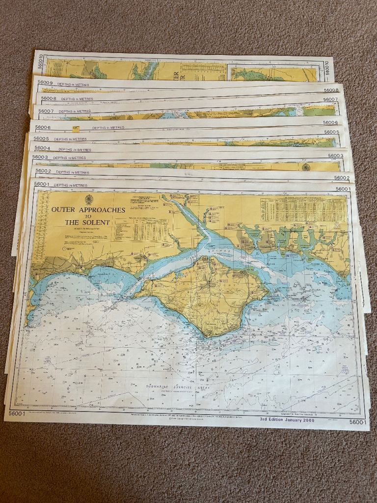 Admiralty Chart 5600-3rd Edition: Solent & Approach. - pgs 5600.1-10 - NOTE: Missing front cover 
