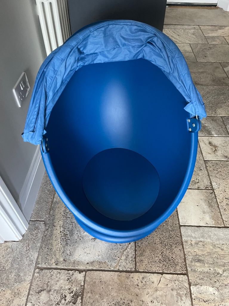 IKEA PS LÖMSK blue spinning/swivel egg chair