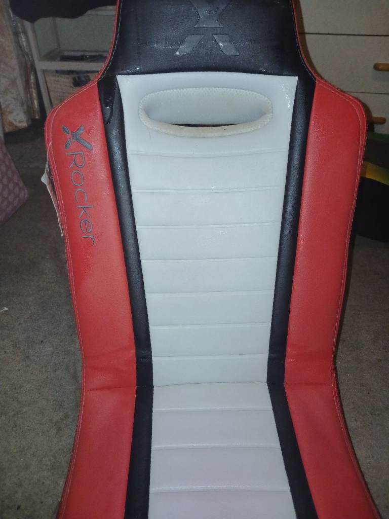 Fold up rocket gaming chair 