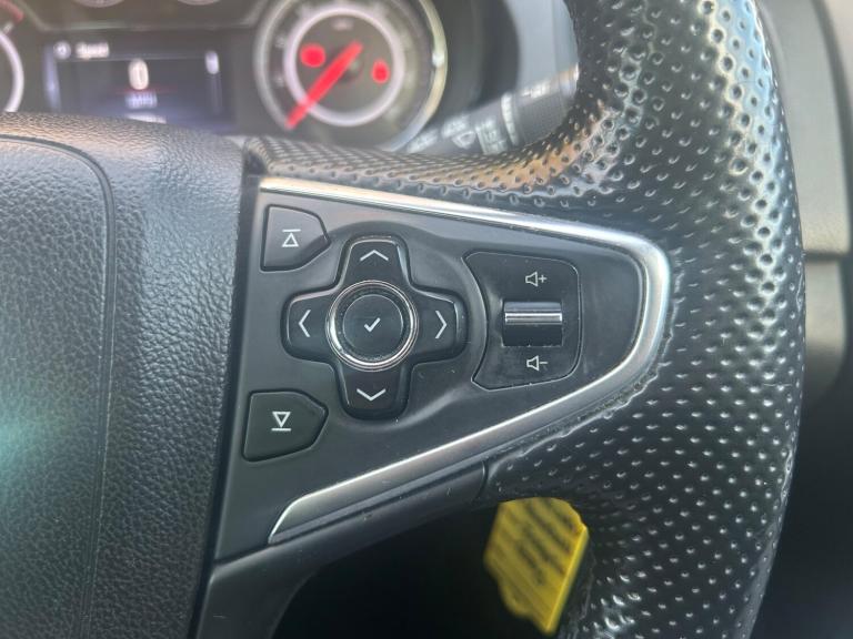 2016 Vauxhall Insignia 2.0 CDTi ecoFLEX SRi VX Line Nav Euro 6 (s/s) 5dr HATCHBACK Diesel Manual