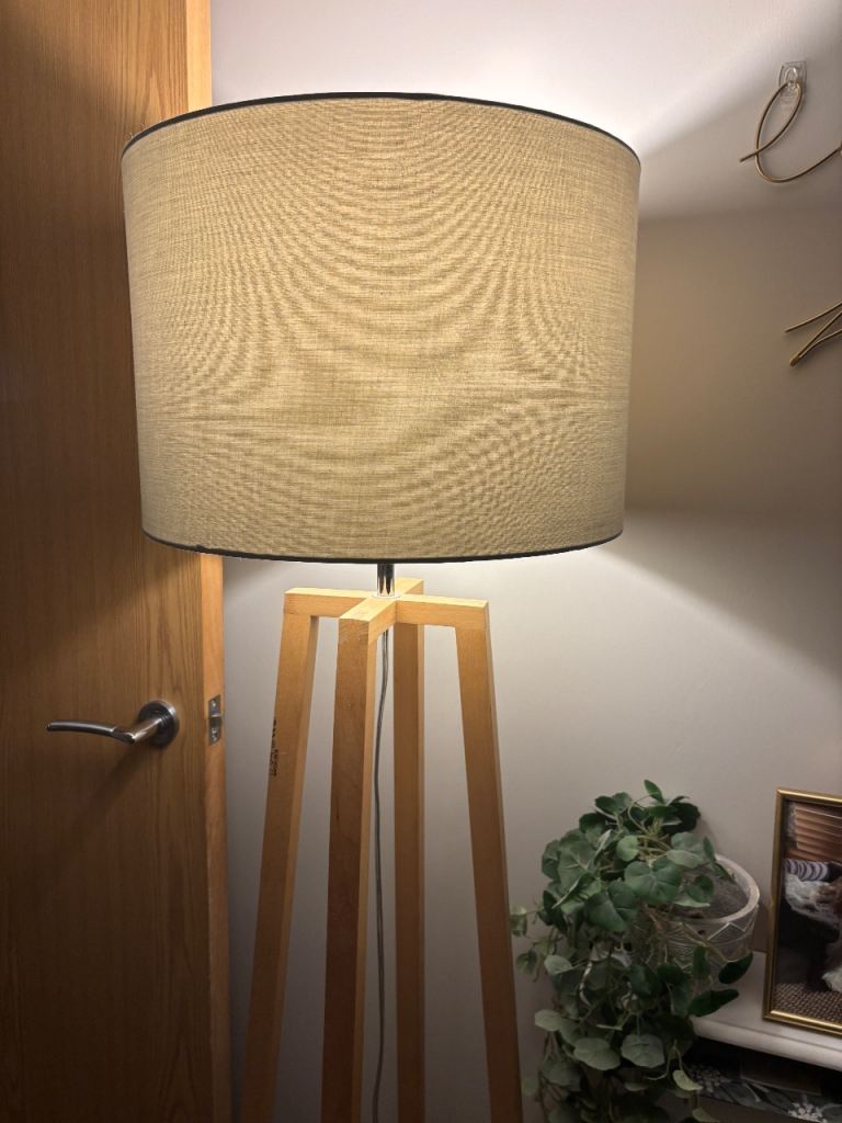 Tripod wood floor lamp with matching table lamp